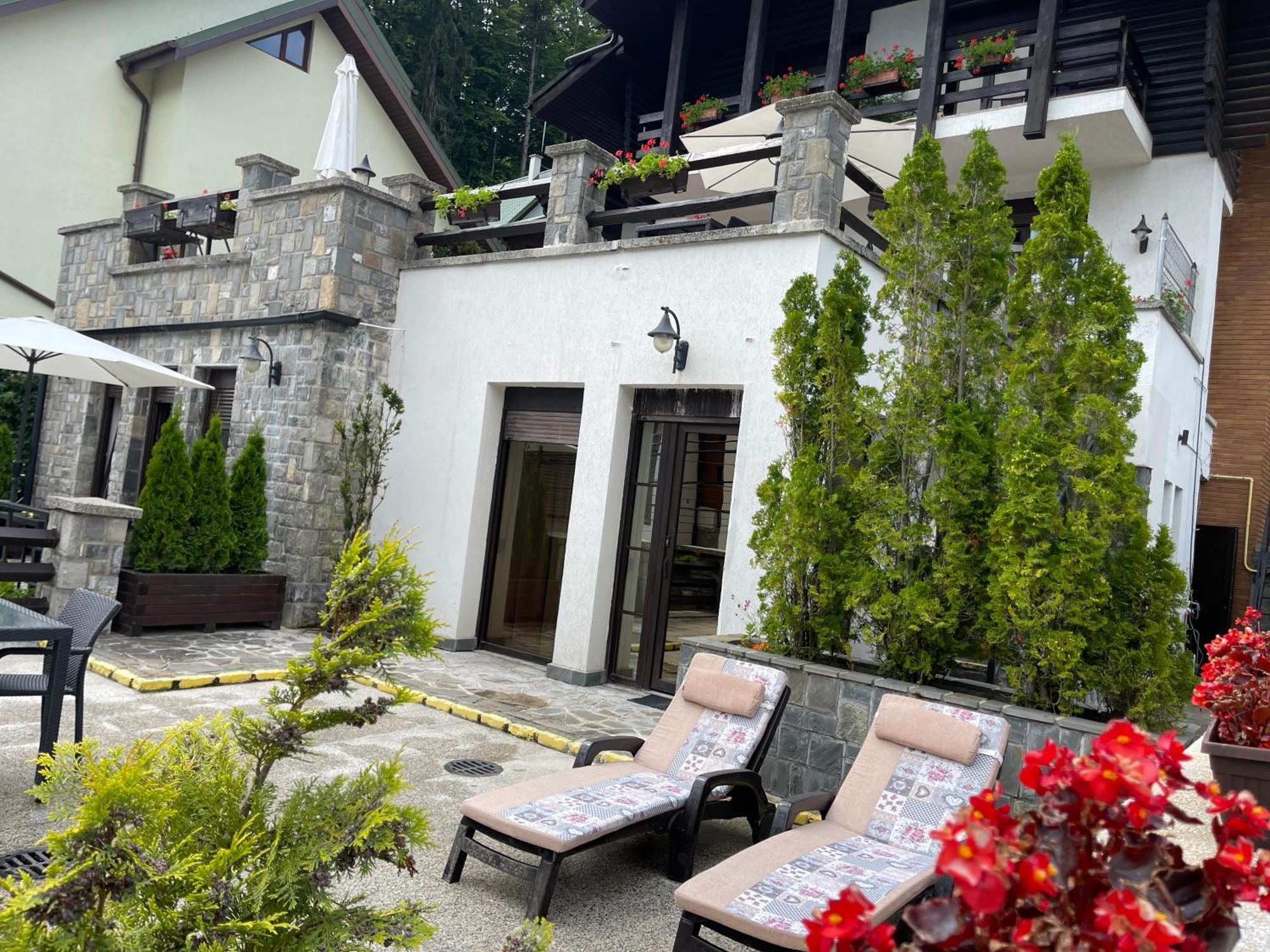 Vila Terase Hotel Синая Екстериор снимка